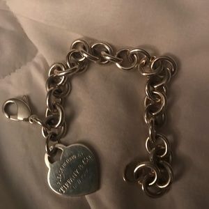 “Return to Tiffany’s” bracelet
